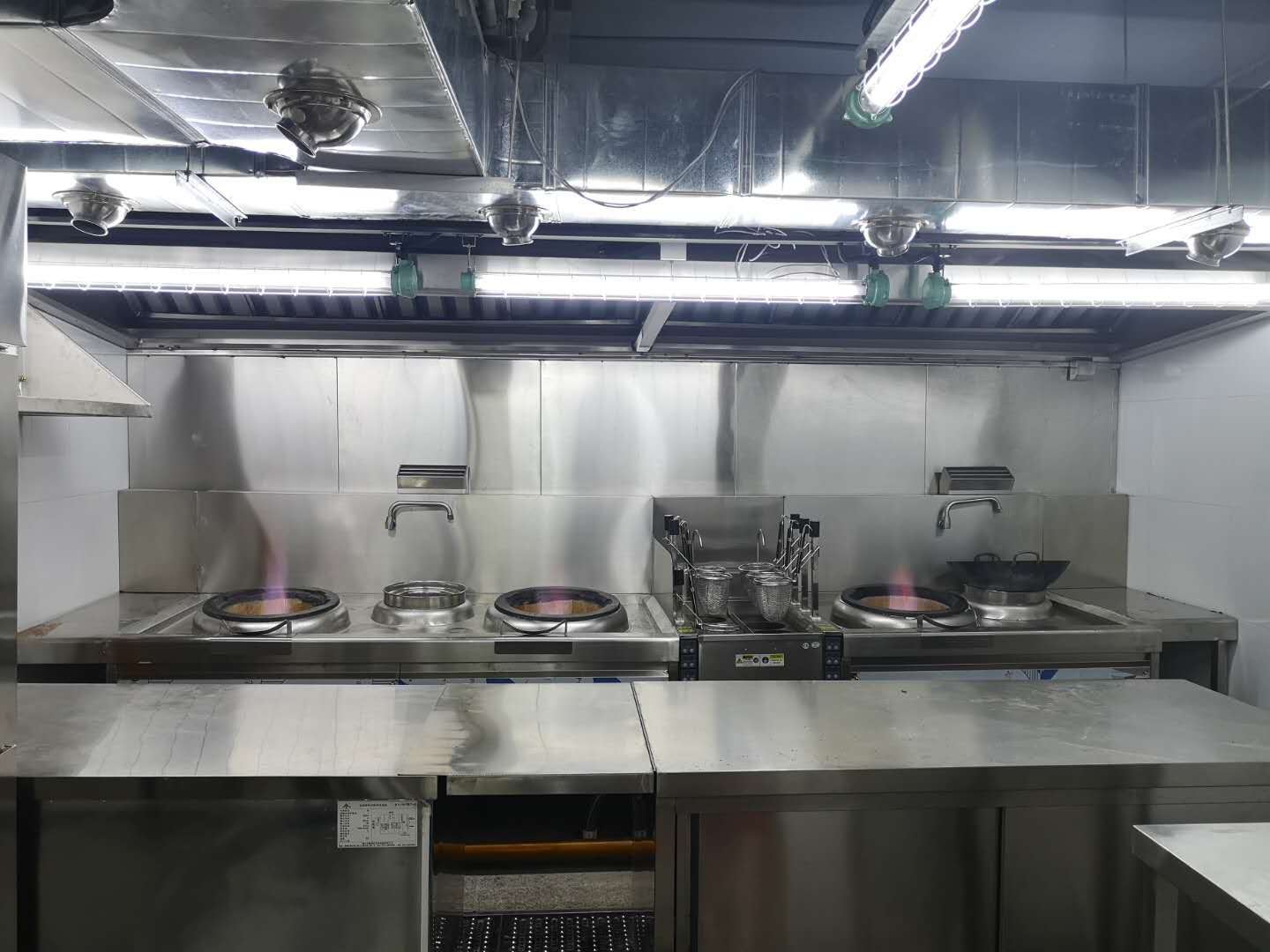 叭（bā）拾川派老壇酸菜魚